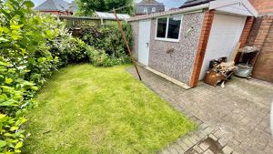 Photo 4- click for photo gallery